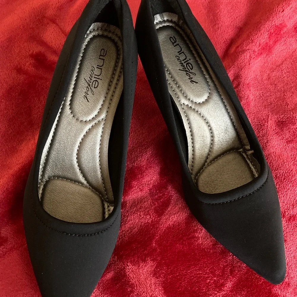 Apt. 9 Classic Black Heels - Picture 5 of 6